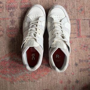 On Running Men's Low-Top Sneakers in Off-White with Red Insoles Men’s Size 13
